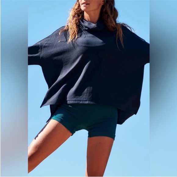 Free People Movement Can’t Handle This Turtleneck - Picture 4 of 10
